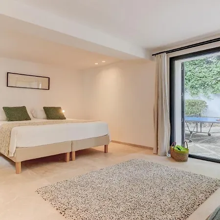 Segui Villa *